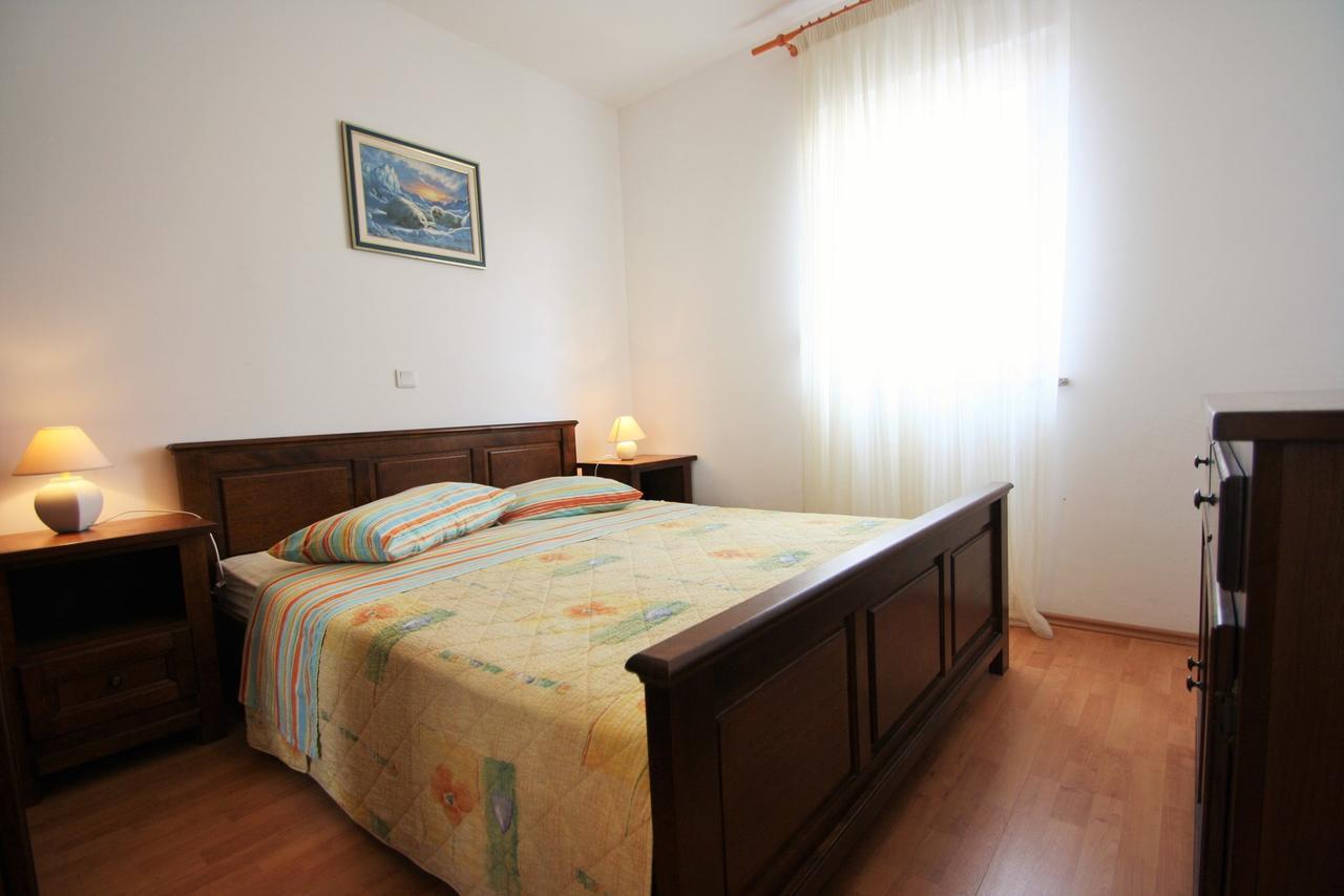 Apartment Bilic With Balcony 포레치 외부 사진